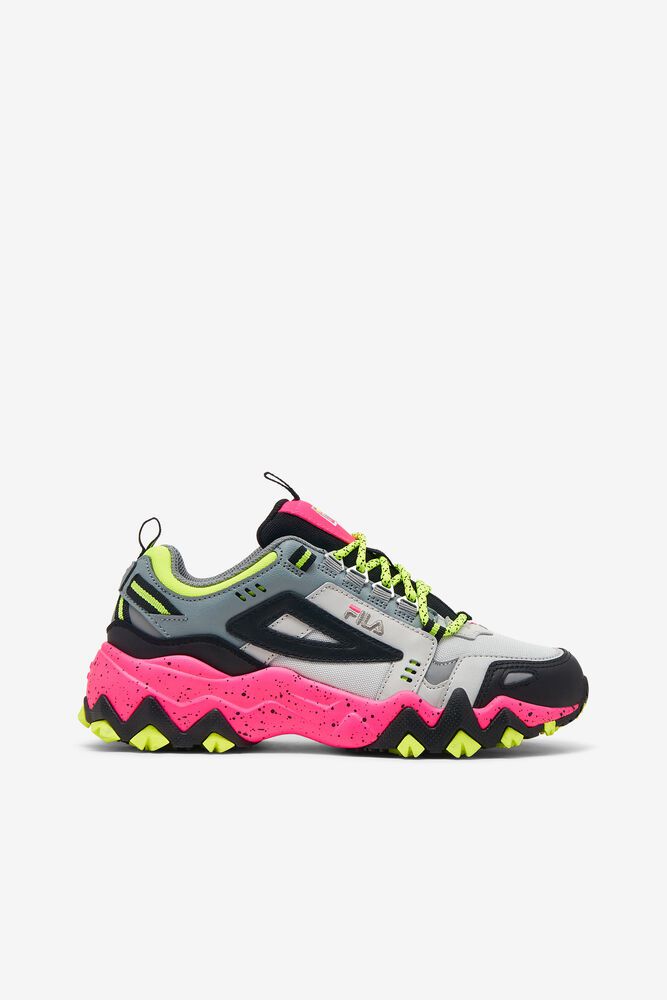 Fila Oakmont Tr Grey/Black/Pink Sneakers Womens - NZ 93807-VOEC